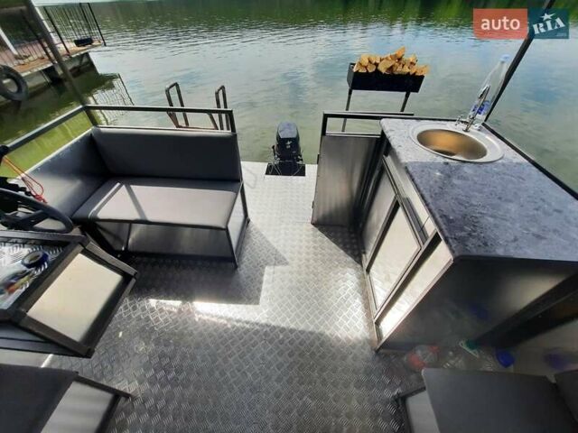 Сірий Сан Боат Класік, об'ємом двигуна 0 л та пробігом 0 тис. км за 14000 $, фото 4 на Automoto.ua