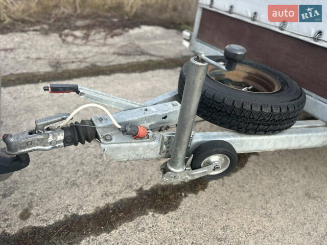 Серый Сантей 2000, объемом двигателя 0 л и пробегом 35 тыс. км за 4500 $, фото 4 на Automoto.ua