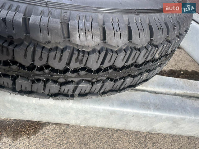 Серый Сантей 2000, объемом двигателя 0 л и пробегом 35 тыс. км за 4500 $, фото 5 на Automoto.ua