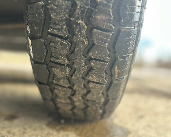 Серый Сантей 2000, объемом двигателя 0 л и пробегом 35 тыс. км за 4500 $, фото 7 на Automoto.ua