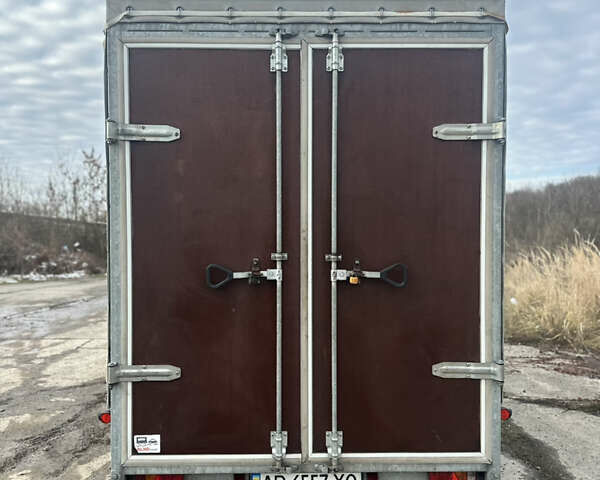 Серый Сантей 2000, объемом двигателя 0 л и пробегом 35 тыс. км за 4500 $, фото 2 на Automoto.ua