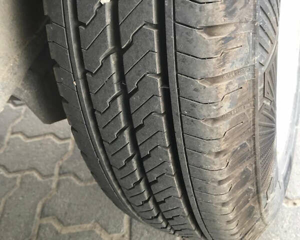 Серый Сантей 2500, объемом двигателя 0 л и пробегом 0 тыс. км за 4500 $, фото 2 на Automoto.ua