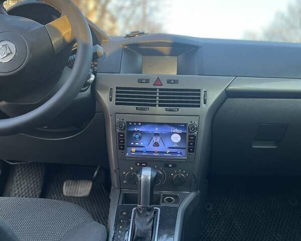 Білий Сатурн Astra, об'ємом двигуна 1.8 л та пробігом 257 тис. км за 5100 $, фото 6 на Automoto.ua