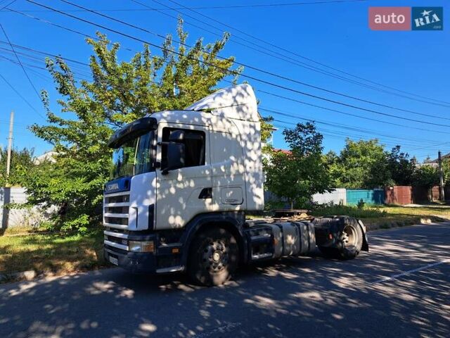 Белый Сканиа 124, объемом двигателя 12 л и пробегом 200 тыс. км за 7900 $, фото 1 на Automoto.ua