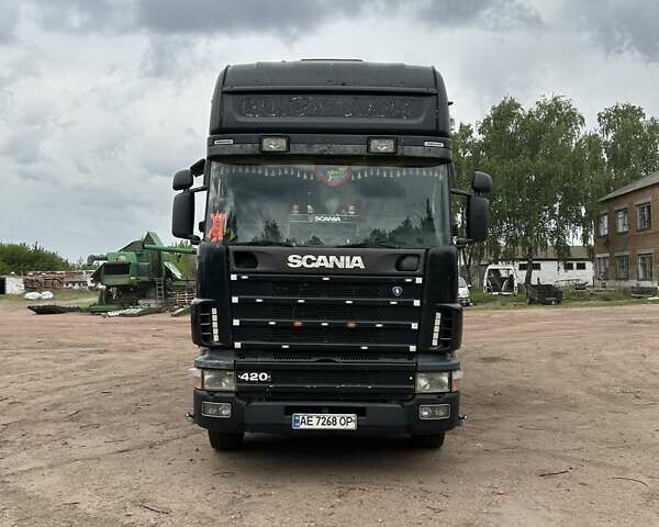 Черный Сканиа 124, объемом двигателя 11.7 л и пробегом 2 тыс. км за 20000 $, фото 1 на Automoto.ua