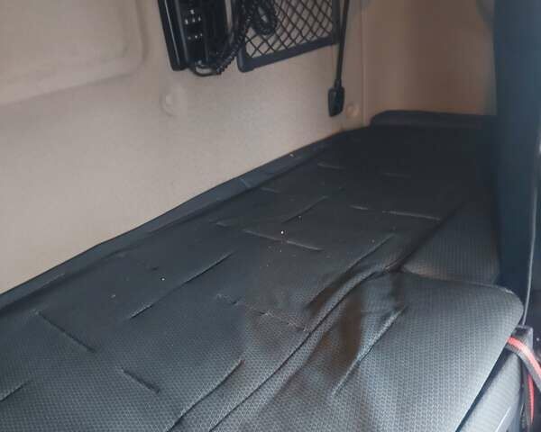 Белый Сканиа G, объемом двигателя 11.71 л и пробегом 1000 тыс. км за 18900 $, фото 11 на Automoto.ua