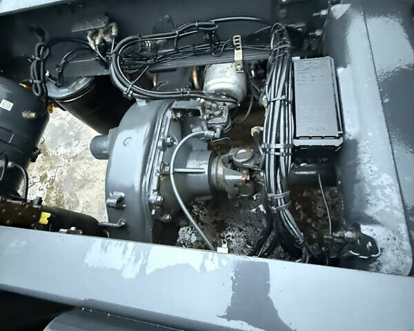 Белый Сканиа G, объемом двигателя 12.7 л и пробегом 600 тыс. км за 45500 $, фото 12 на Automoto.ua