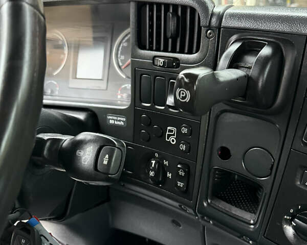 Белый Сканиа G, объемом двигателя 12.7 л и пробегом 600 тыс. км за 45500 $, фото 59 на Automoto.ua