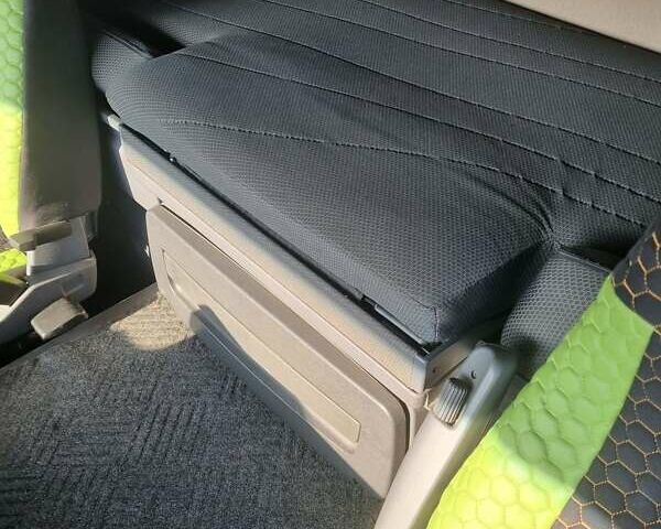 Зеленый Сканиа G, объемом двигателя 12.74 л и пробегом 1 тыс. км за 19300 $, фото 9 на Automoto.ua