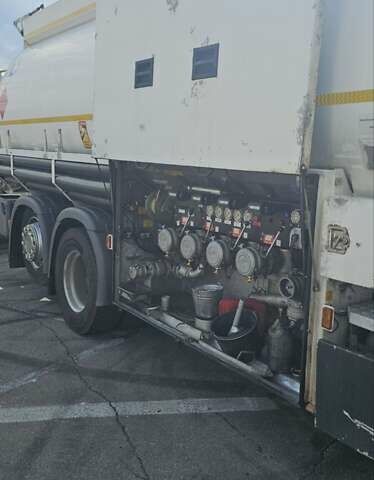 Белый Сканиа П, объемом двигателя 12.74 л и пробегом 1 тыс. км за 50000 $, фото 1 на Automoto.ua