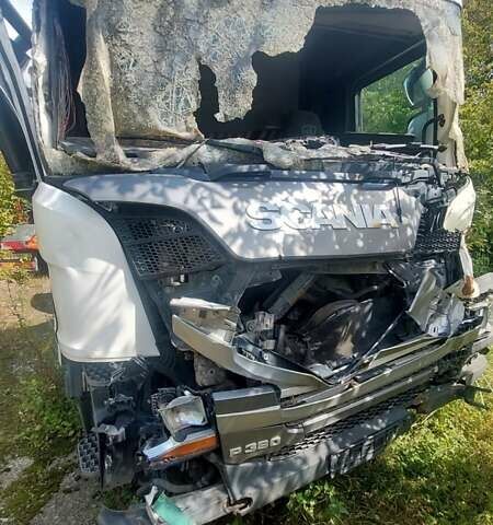 Белый Сканиа П, объемом двигателя 0 л и пробегом 350 тыс. км за 32000 $, фото 5 на Automoto.ua