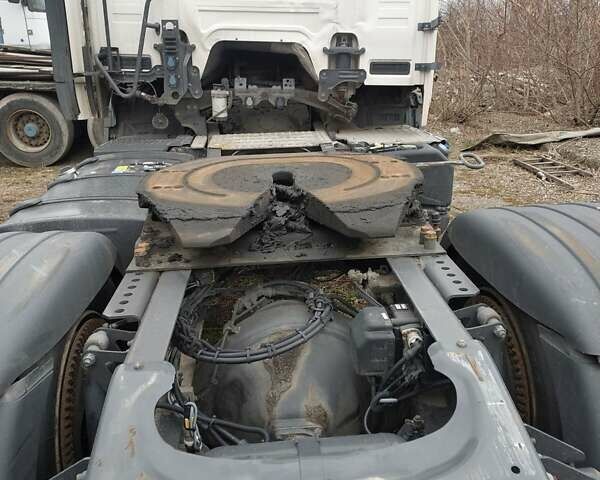 Білий Сканіа P, об'ємом двигуна 0 л та пробігом 350 тис. км за 32000 $, фото 2 на Automoto.ua