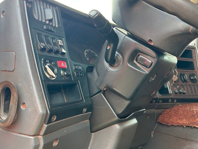 Сканиа П, объемом двигателя 0 л и пробегом 331 тыс. км за 30000 $, фото 14 на Automoto.ua