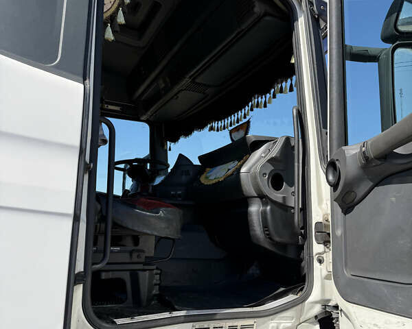 Белый Сканиа Р 114, объемом двигателя 10.64 л и пробегом 690 тыс. км за 5900 $, фото 6 на Automoto.ua