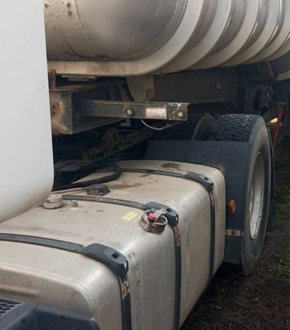 Білий Сканіа R 164, об'ємом двигуна 15.6 л та пробігом 500 тис. км за 16500 $, фото 21 на Automoto.ua