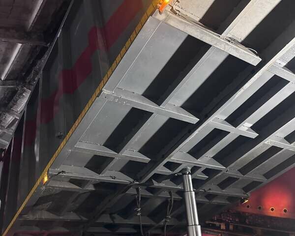 Черный Сканиа Р 340, объемом двигателя 10.6 л и пробегом 1 тыс. км за 21300 $, фото 6 на Automoto.ua