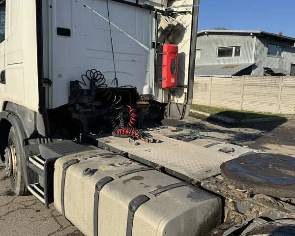 Белый Сканиа Р 380, объемом двигателя 11.71 л и пробегом 1 тыс. км за 12000 $, фото 9 на Automoto.ua