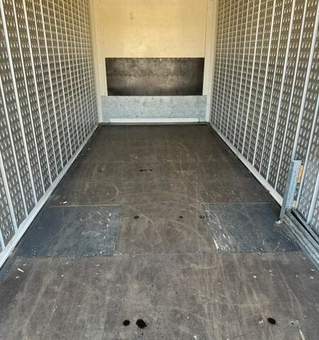 Белый Сканиа Р 400, объемом двигателя 12.74 л и пробегом 955 тыс. км за 27500 $, фото 3 на Automoto.ua