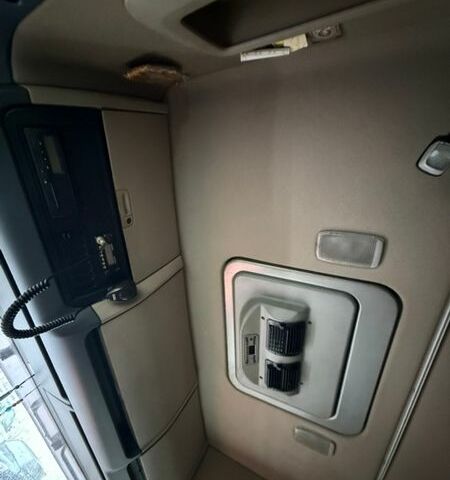 Белый Сканиа Р 400, объемом двигателя 12.74 л и пробегом 955 тыс. км за 27500 $, фото 11 на Automoto.ua