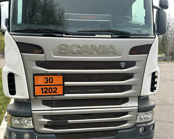 Білий Сканіа Р 400, об'ємом двигуна 12.74 л та пробігом 861 тис. км за 10200 $, фото 5 на Automoto.ua