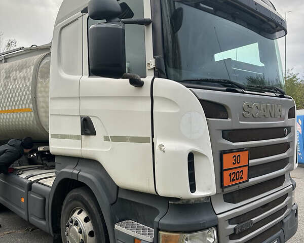 Білий Сканіа Р 400, об'ємом двигуна 12.74 л та пробігом 861 тис. км за 10200 $, фото 6 на Automoto.ua