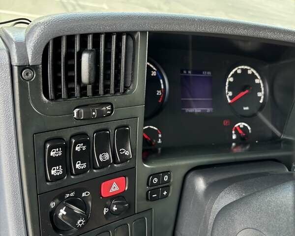 Синий Сканиа Р 400, объемом двигателя 12.74 л и пробегом 1 тыс. км за 17500 $, фото 38 на Automoto.ua