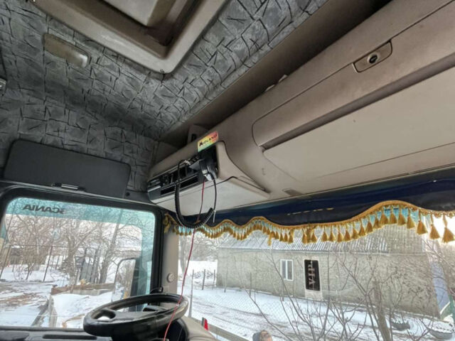 Белый Сканиа Р 420, объемом двигателя 0 л и пробегом 1 тыс. км за 10000 $, фото 1 на Automoto.ua