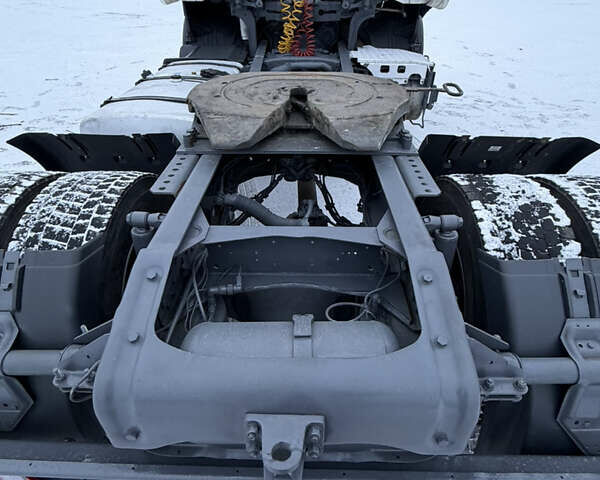 Белый Сканиа Р 420, объемом двигателя 11.7 л и пробегом 920 тыс. км за 14600 $, фото 16 на Automoto.ua