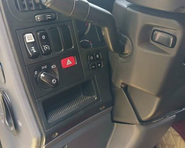 Сканиа Р 420 2009 в Обухове на Automoto.ua Белый Сканиа Р 420, объемом двигателя 11.7 л и пробегом 100 тыс. км за 15500 $, фото 8 на Automoto.ua