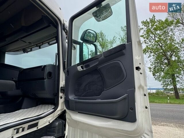Белый Сканиа Р 420, объемом двигателя 12 л и пробегом 925 тыс. км за 16800 $, фото 28 на Automoto.ua