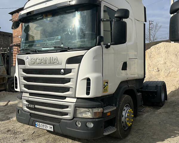Белый Сканиа Р 420, объемом двигателя 0 л и пробегом 120 тыс. км за 16000 $, фото 3 на Automoto.ua