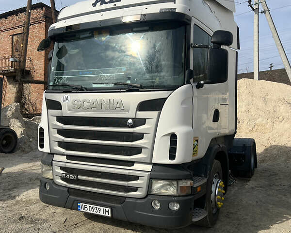 Белый Сканиа Р 420, объемом двигателя 0 л и пробегом 120 тыс. км за 16000 $, фото 2 на Automoto.ua