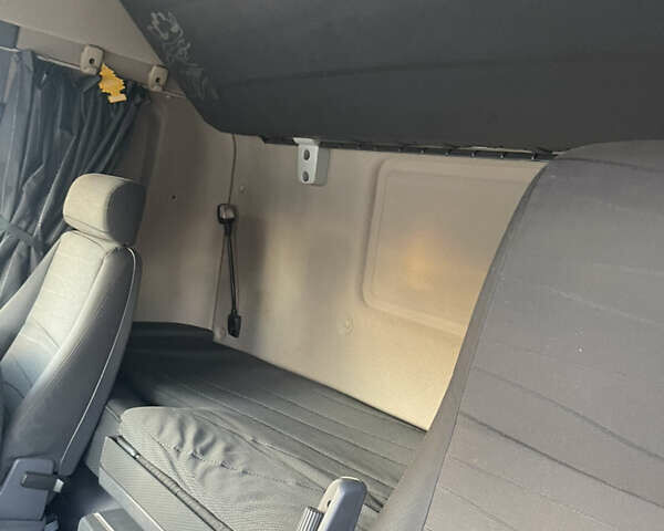 Сканиа Р 420, объемом двигателя 0 л и пробегом 350 тыс. км за 27078 $, фото 2 на Automoto.ua