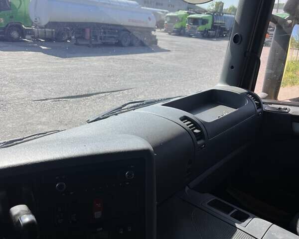 Желтый Сканиа Р 420, объемом двигателя 11.71 л и пробегом 1 тыс. км за 13300 $, фото 2 на Automoto.ua