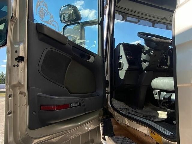 Сірий Сканіа Р 420, об'ємом двигуна 11.71 л та пробігом 2 тис. км за 15500 $, фото 4 на Automoto.ua