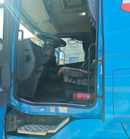 Синий Сканиа Р 420, объемом двигателя 11.71 л и пробегом 930 тыс. км за 37000 $, фото 8 на Automoto.ua