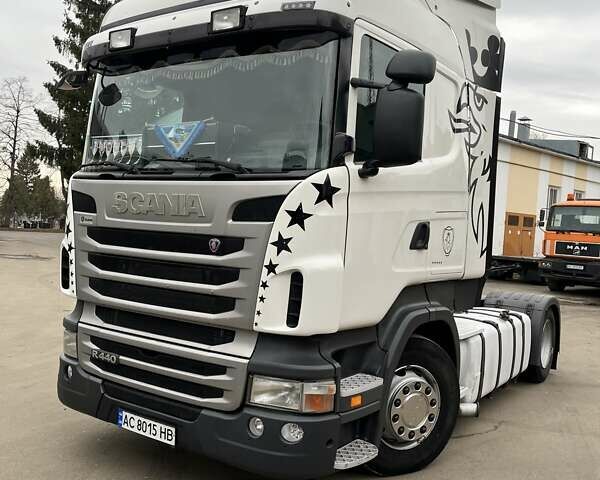 Белый Сканиа R 440, объемом двигателя 12.74 л и пробегом 115 тыс. км за 13500 $, фото 2 на Automoto.ua