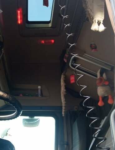Білий Сканіа R 440, об'ємом двигуна 12.74 л та пробігом 2 тис. км за 15000 $, фото 11 на Automoto.ua