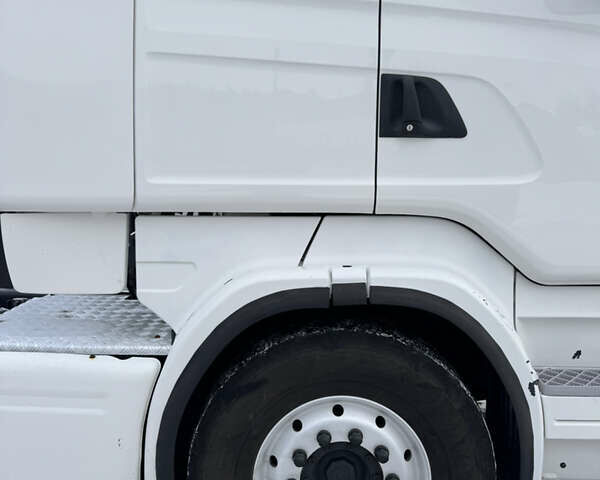 Белый Сканиа R 440, объемом двигателя 12.74 л и пробегом 823 тыс. км за 25000 $, фото 5 на Automoto.ua