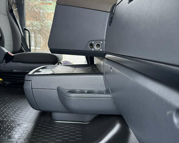 Белый Сканиа R 440, объемом двигателя 12.74 л и пробегом 823 тыс. км за 25000 $, фото 41 на Automoto.ua