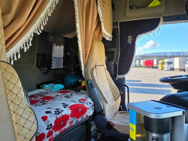 Білий Сканіа R 440, об'ємом двигуна 12.74 л та пробігом 1 тис. км за 21000 $, фото 8 на Automoto.ua
