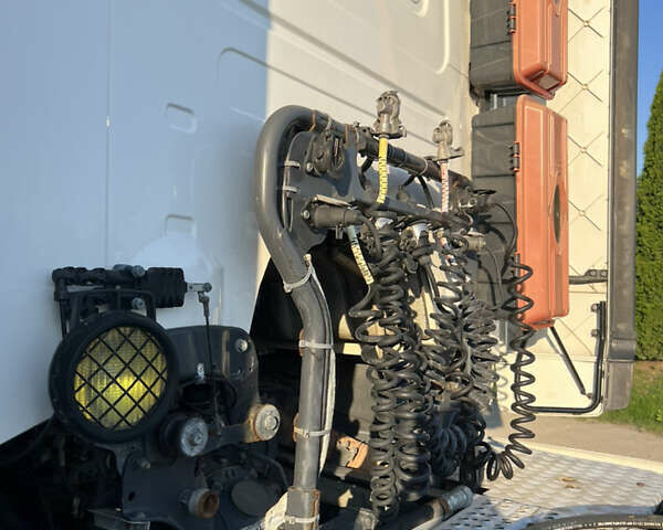 Білий Сканіа R 440, об'ємом двигуна 12.74 л та пробігом 826 тис. км за 24999 $, фото 14 на Automoto.ua