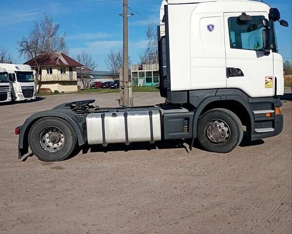 Белый Сканиа R 440, объемом двигателя 12.74 л и пробегом 820 тыс. км за 17000 $, фото 3 на Automoto.ua