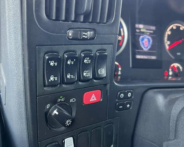 Білий Сканіа R 440, об'ємом двигуна 12.74 л та пробігом 826 тис. км за 24500 $, фото 27 на Automoto.ua