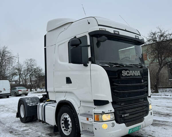 Белый Сканиа R 440, объемом двигателя 12.74 л и пробегом 823 тыс. км за 25000 $, фото 34 на Automoto.ua