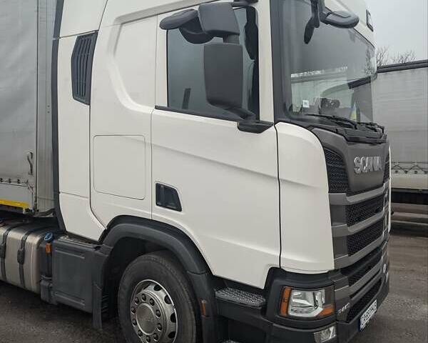 Белый Сканиа R 440, объемом двигателя 12.74 л и пробегом 200 тыс. км за 95000 $, фото 3 на Automoto.ua