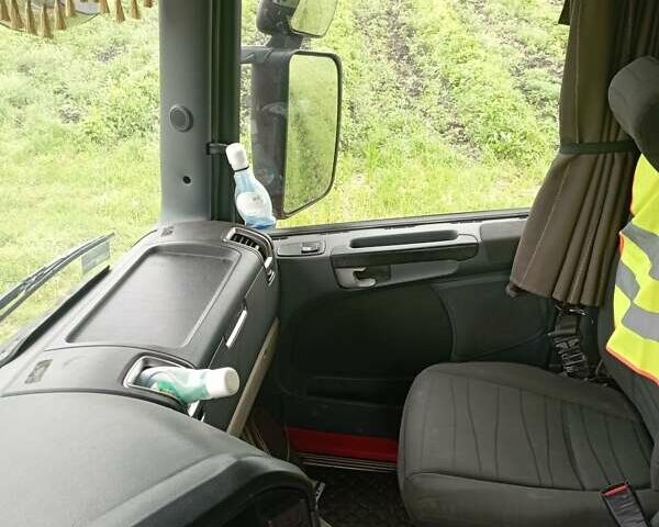 Красный Сканиа R 440, объемом двигателя 12.7 л и пробегом 1000 тыс. км за 15500 $, фото 1 на Automoto.ua