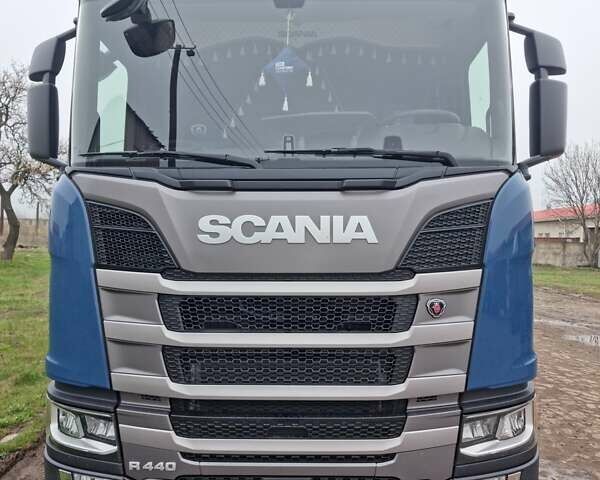 Синий Сканиа R 440, объемом двигателя 12.8 л и пробегом 205 тыс. км за 80000 $, фото 11 на Automoto.ua