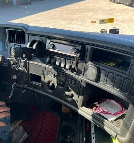 Білий Сканіа Р 480, об'ємом двигуна 12.74 л та пробігом 1000 тис. км за 24500 $, фото 19 на Automoto.ua