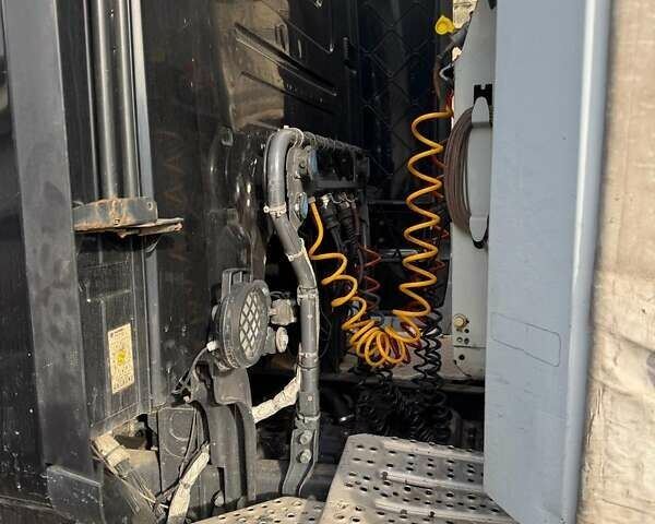 Чорний Сканіа Р 480, об'ємом двигуна 12.74 л та пробігом 1000 тис. км за 25000 $, фото 3 на Automoto.ua